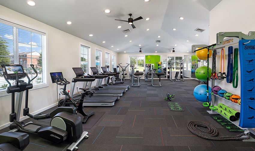 24-Hour Cardio and Strength Training Fitness Center - Photo Gallery
