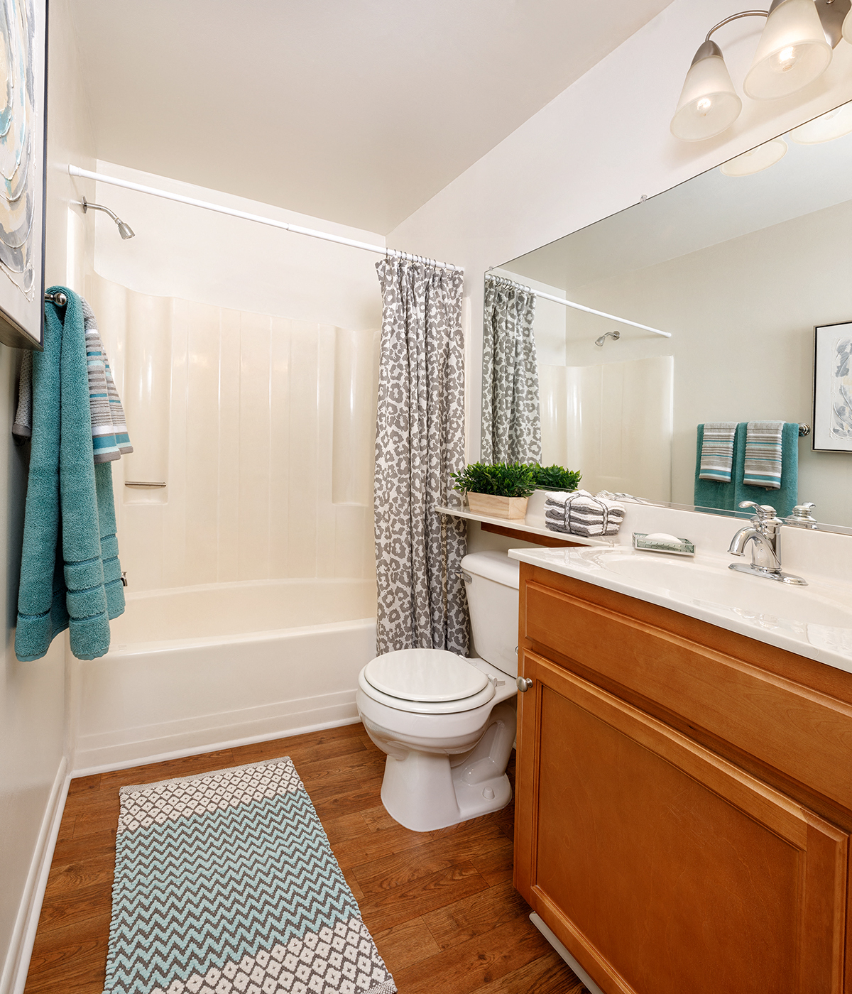 Millwood Model Guest Bath