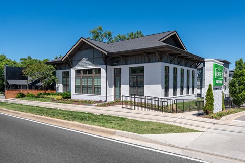 135 Donelson Pike 1-2 Beds Apartment for Rent