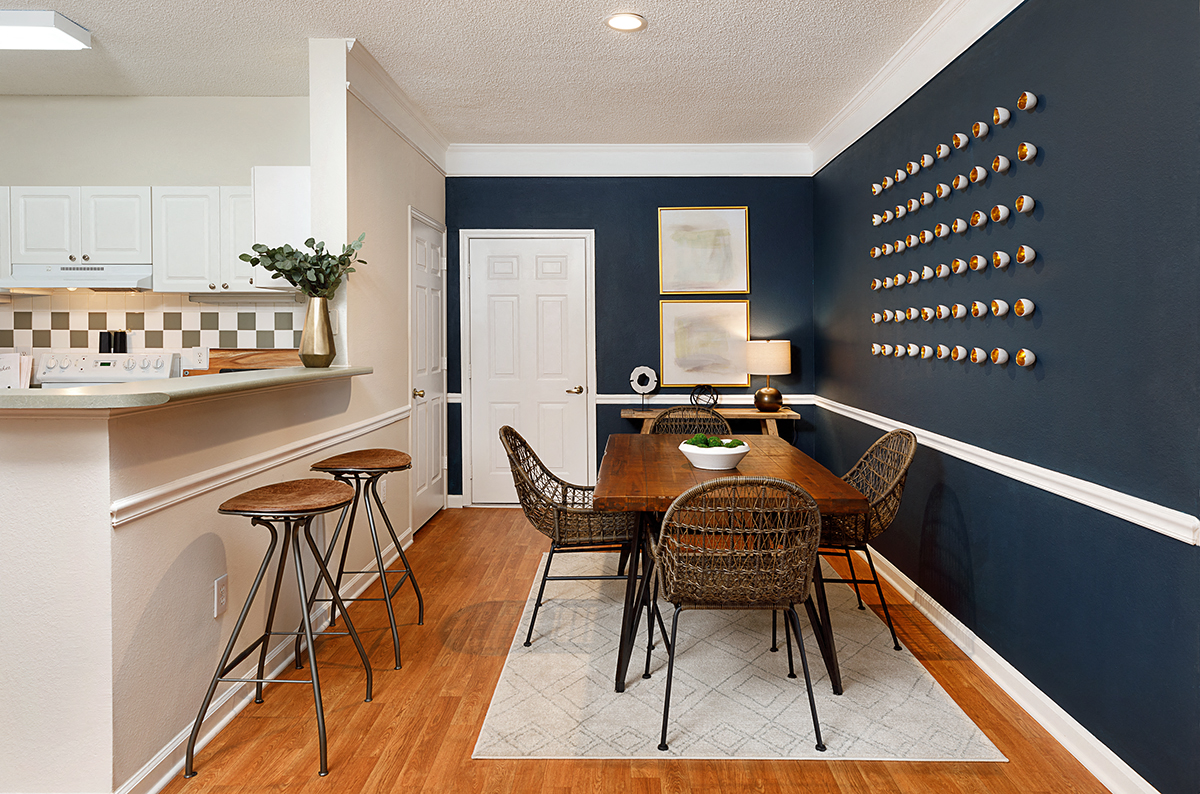 Windcrest Model Dining