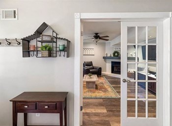 8410 Freestone Ave 4 Beds Homes for Rent - Photo Gallery 3