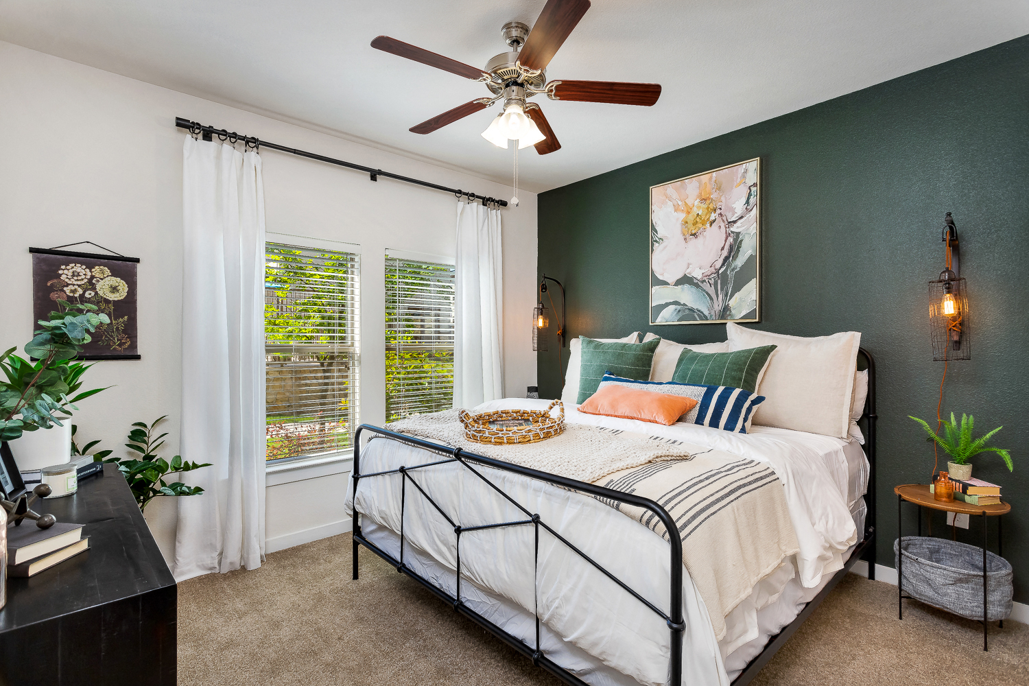 Hawthorn with Attached Garage Bedroom