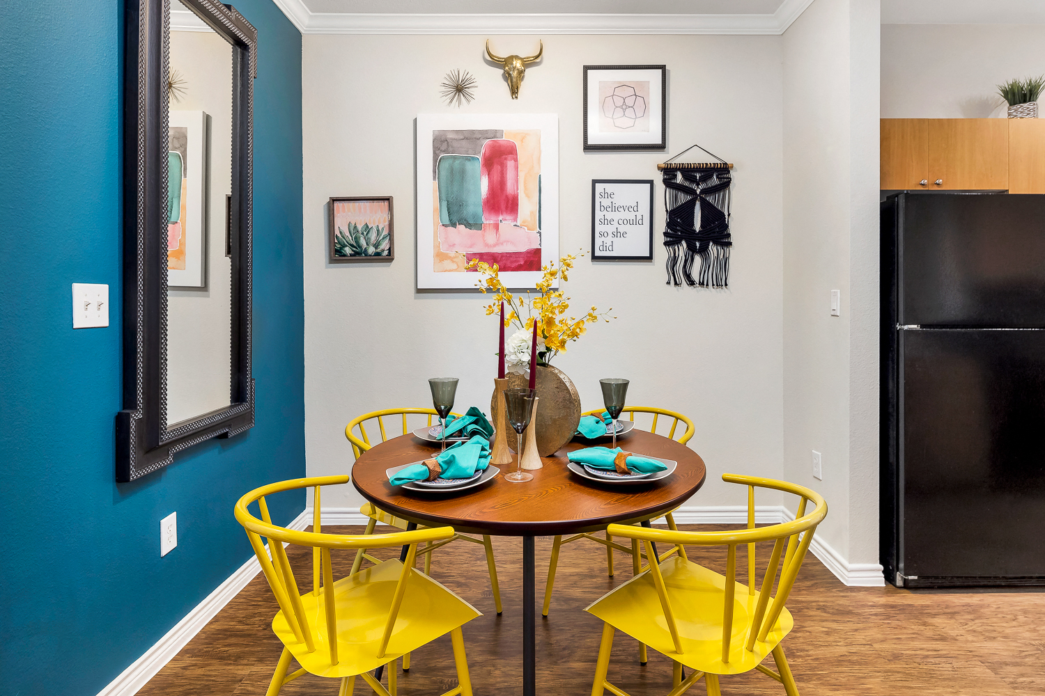 Heritage Model Dining Room