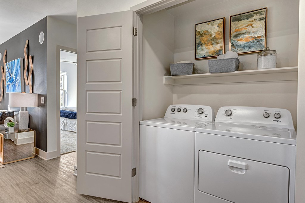 Full Size Washer/Dryer Included