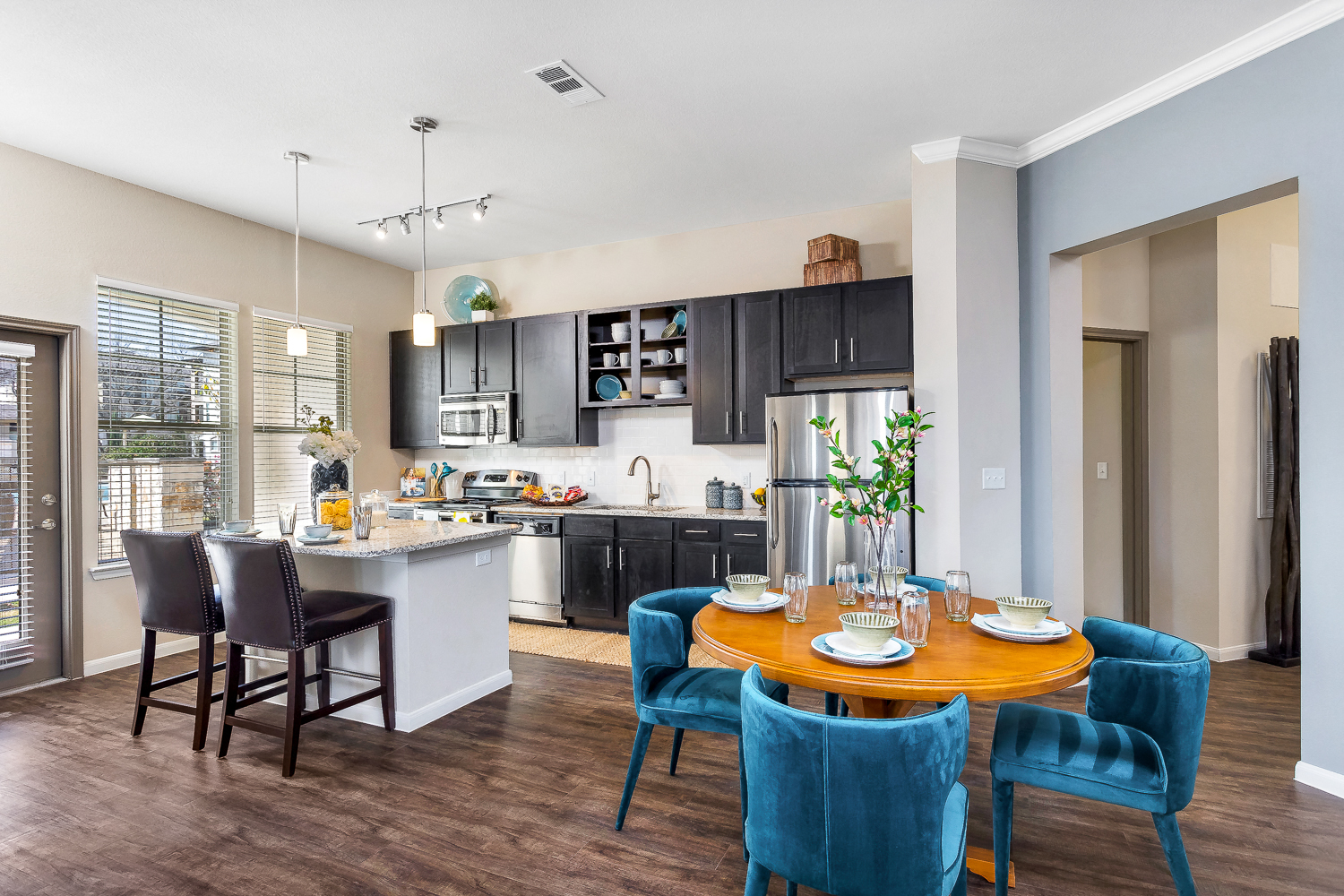 9826 North Lake Creek Pkwy 1-3 Beds Apartment for Rent
