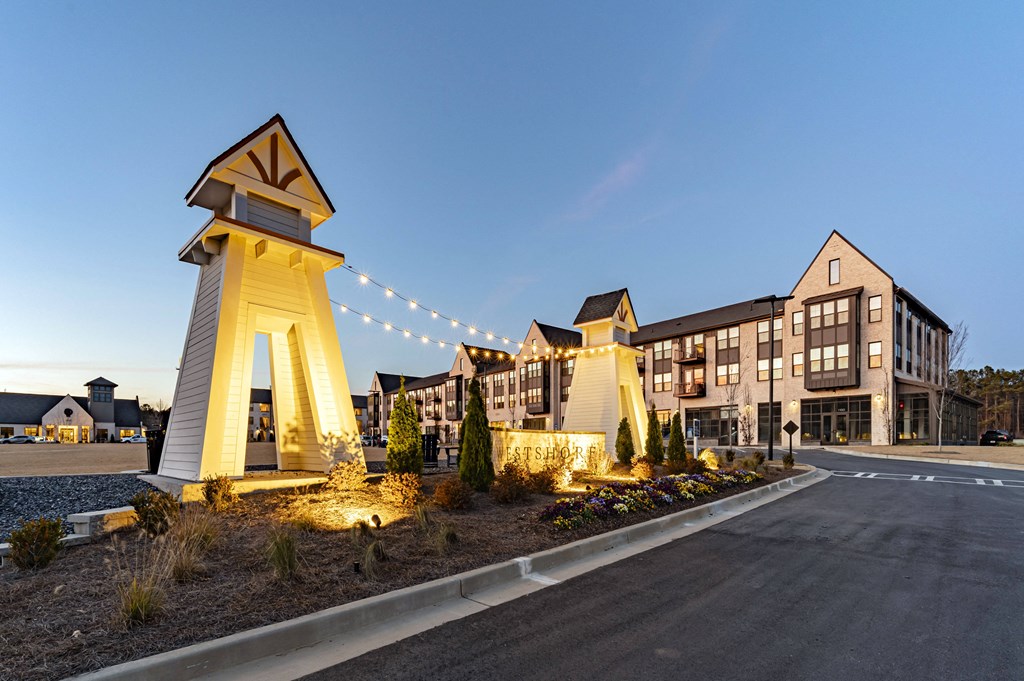 Welcome Home to Bexley Westshore!