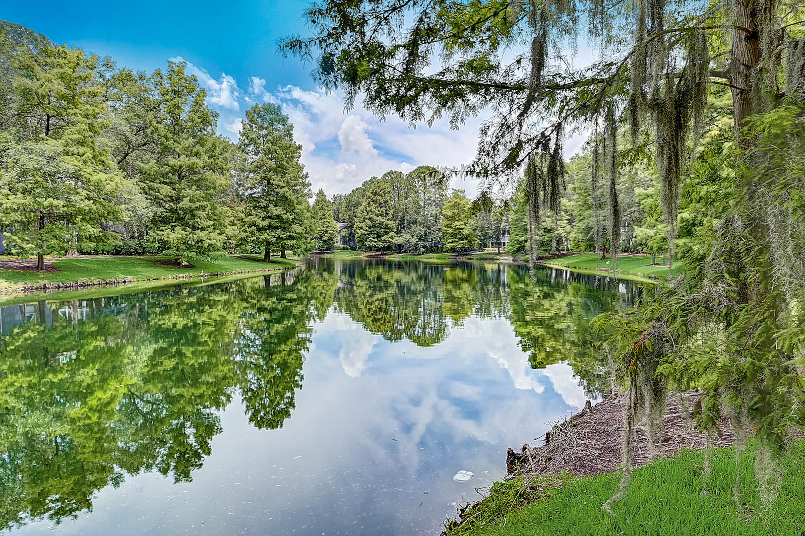 Lake at St. Johns Forest Apartments, Jacksonville, Florida