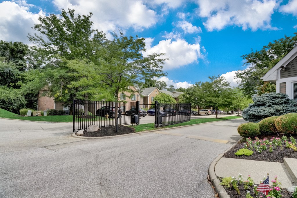 Entrance to Brookstone Village, Cincinnati, Ohio
