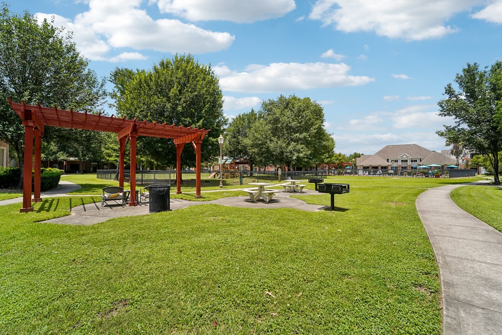 Park With Picnic Area at Kingwood Glen, Kingwood, TX, 77339