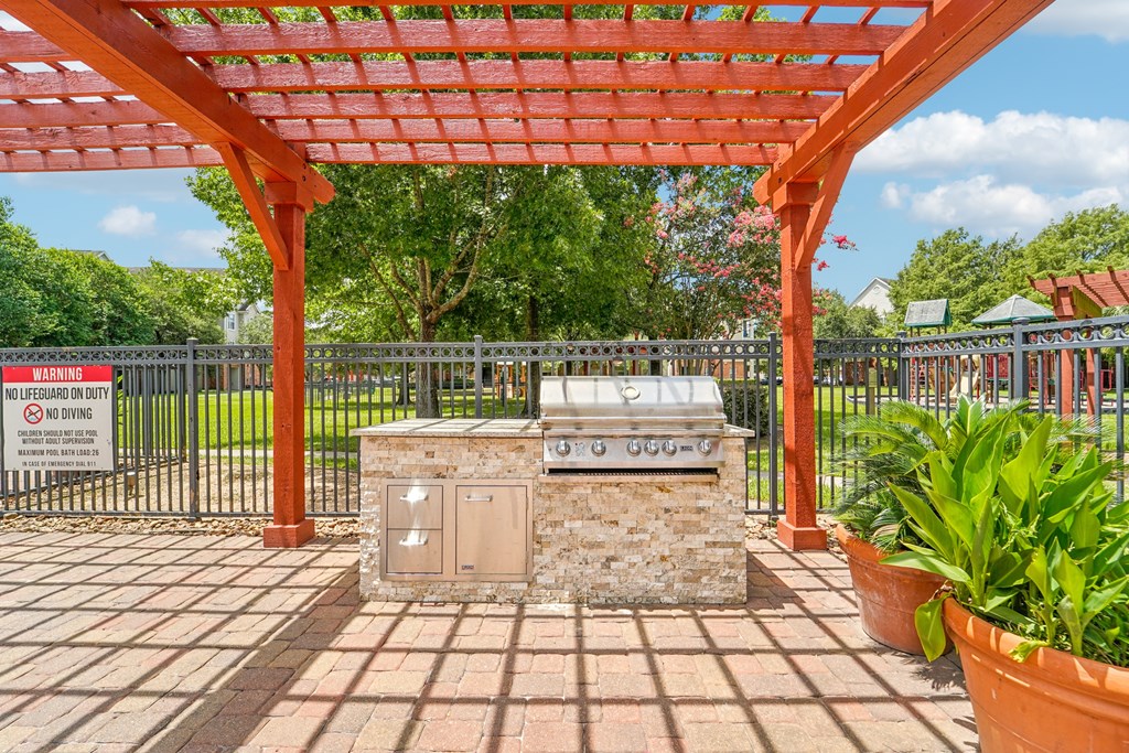 Community Grill Station at Kingwood Glen, Kingwood, TX, 77339