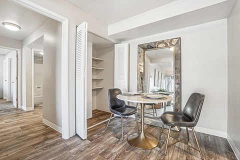 A dining room with a round table and chairs. at Cliffs at Canyon Ridge, Utah, 84401
