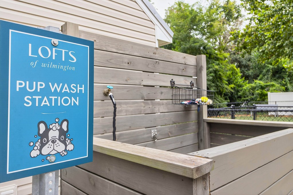 Dog Wash at Lofts of Wilmington, Wilmington, NC