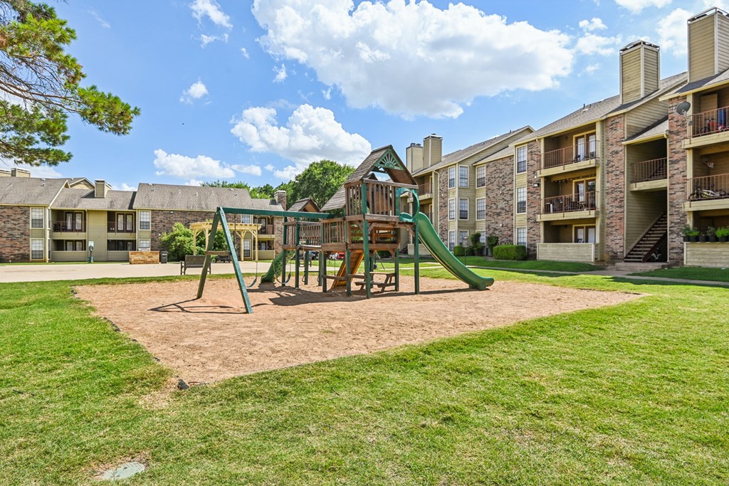 Open Play Area at The Glen, Texas, 75067