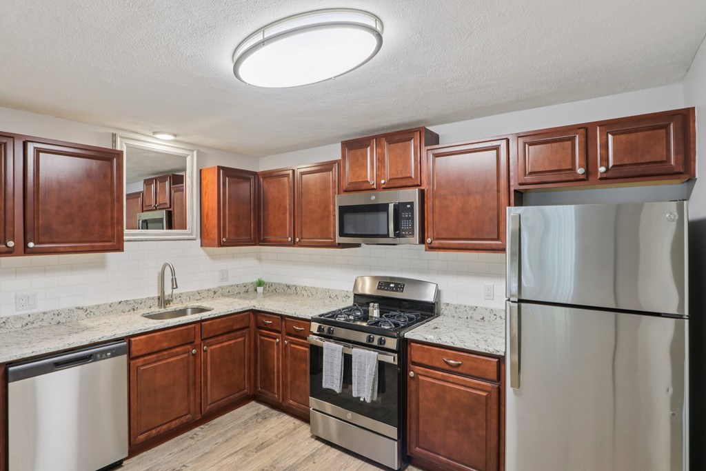 Fully Furnished Kitchen at Heritage at the River, Manchester, 03102