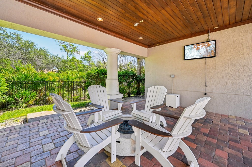 Outdoor Firepit Patio at Heritage Bay, Florida, 34957