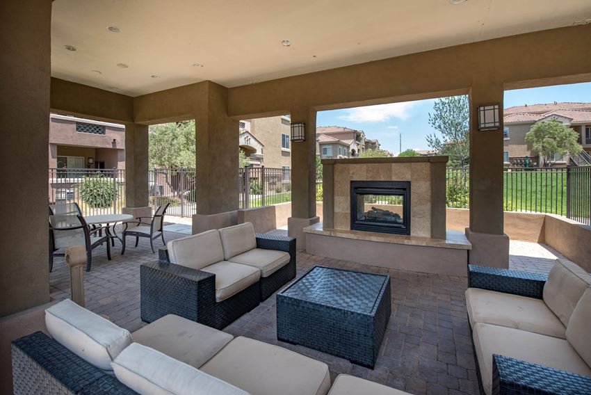 Broadstone Towne Center Apartments, 1801 Gibson Blvd SE, Albuquerque