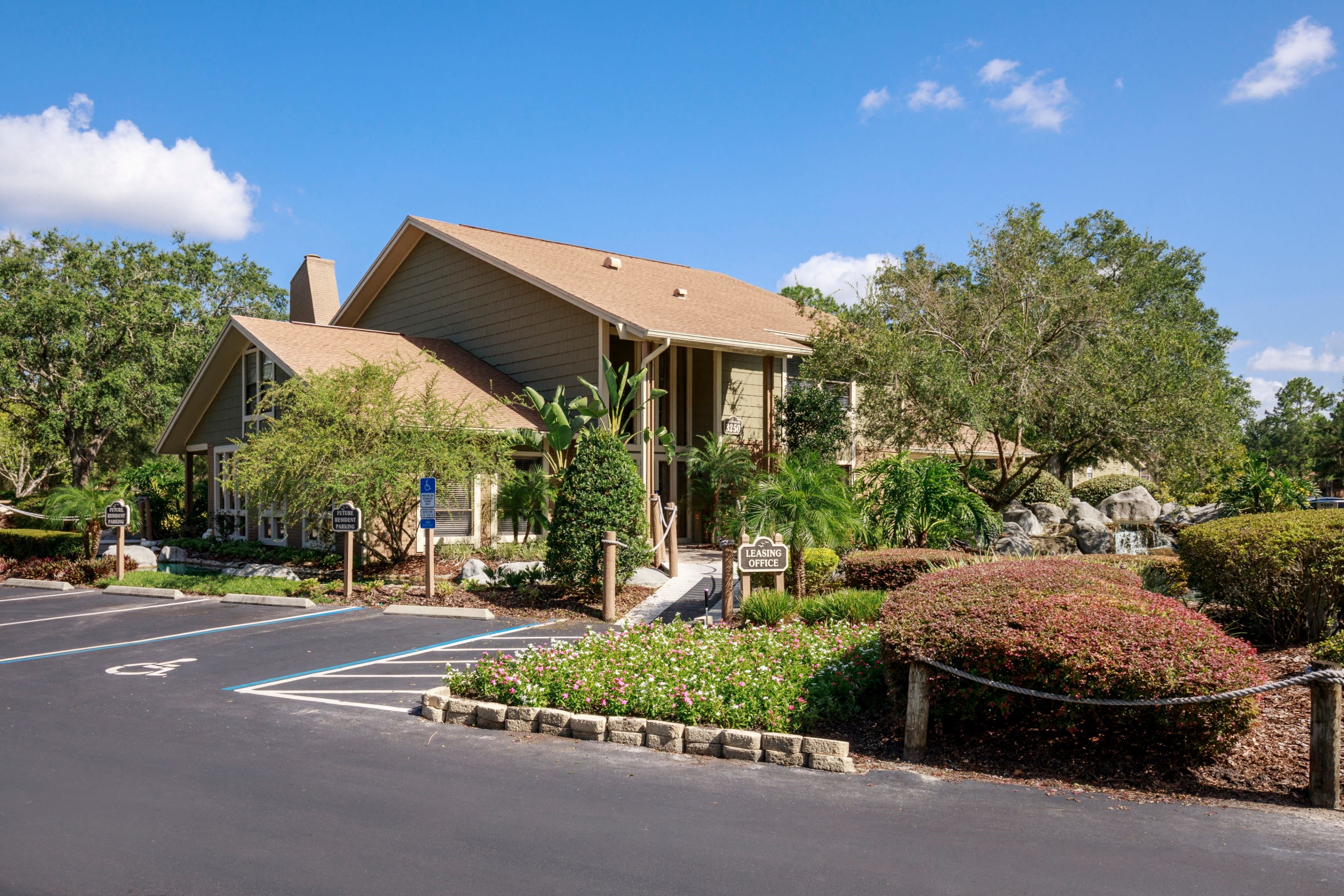 Whisper Lake Apartments, 3250 Whisper Lake Lane, Winter Park, FL RENTCafé