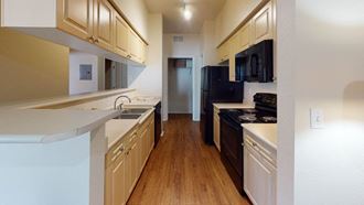 Fully Equipped Kitchens Fully Equipped Kitchens at Heritage at Stone Mountain, Northglenn, 80233 - Photo Gallery