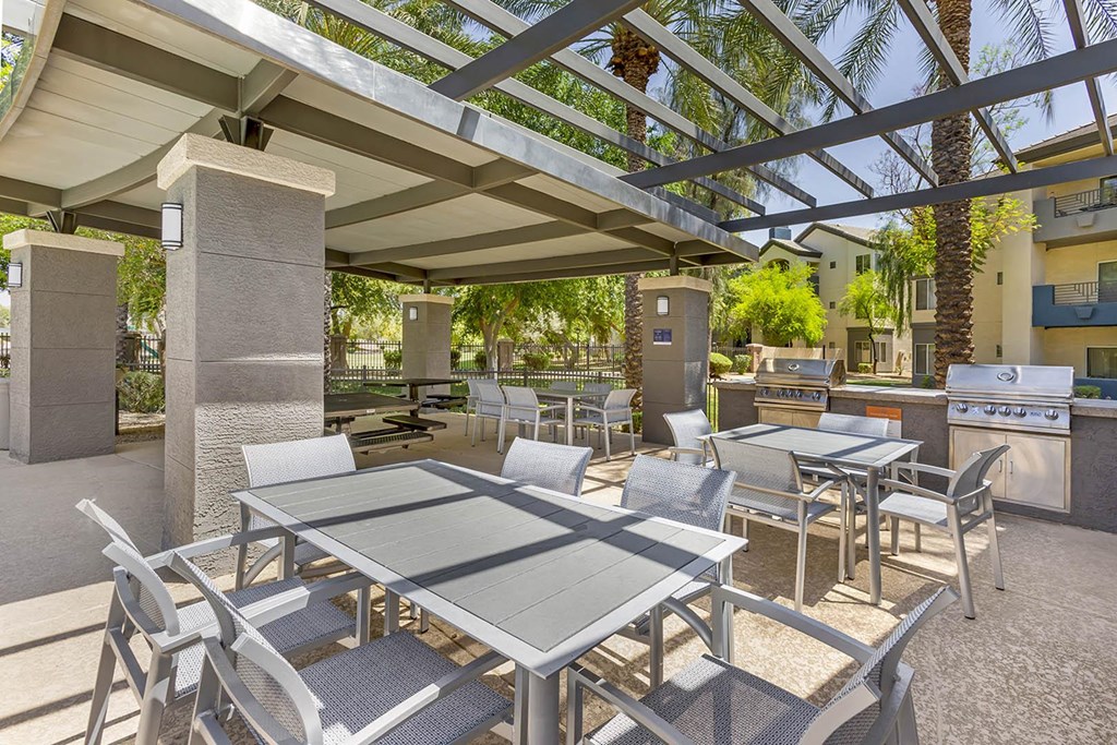 Grill Station at Sweetwater At Metro North, Phoenix