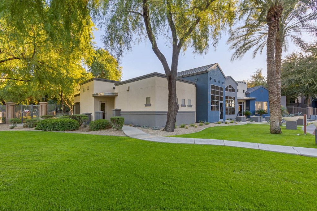 Lush Green Landscaping at Sweetwater At Metro North, Phoenix