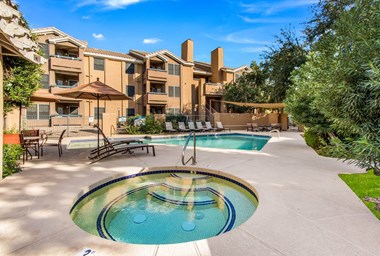 2252 N 44Th St 1-3 Beds Apartment for Rent - Photo Gallery 2