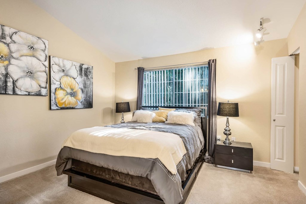 Gorgeous Bedroom at Arcadia Townhomes, Federal Way, 98023