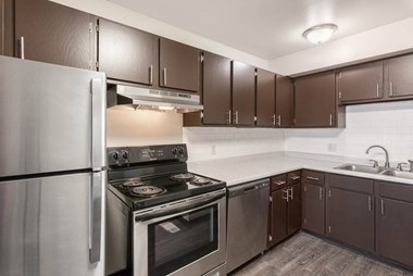 4215 E Pikes Peak Ave. 3 Beds Apartment for Rent - Photo Gallery 1