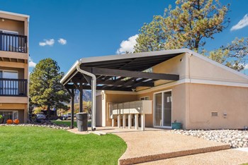 Locker Room Locker Room at Broadmoor Springs, Colorado, 80906 - Photo Gallery 2
