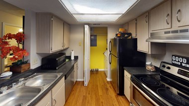3515 Brookstone Drive 2 Beds Apartment for Rent - Photo Gallery 4