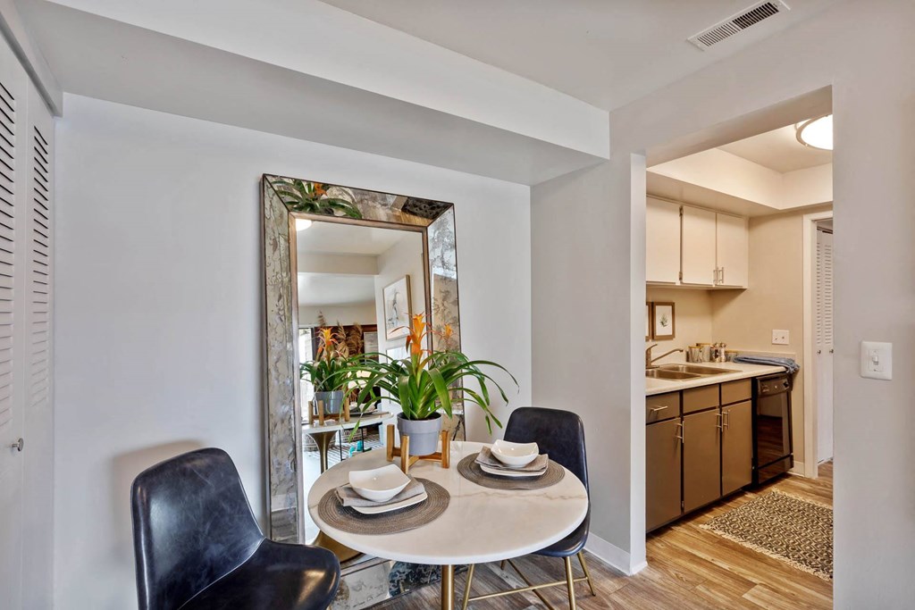 Elegant Dining Area at Cliffs at Canyon Ridge, Ogden, Utah