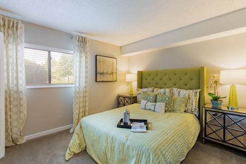 Bedroom with Carpeting at Deer Crest Apartments, Colorado, 80020