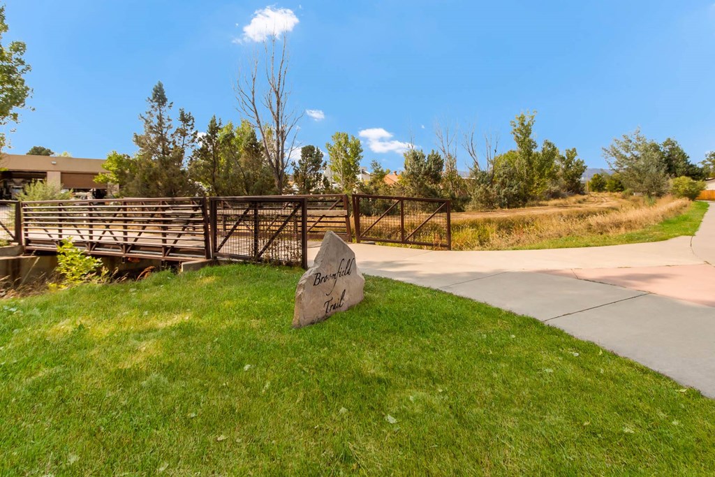 Jogging Trails at Deer Crest Apartments, Broomfield, CO, 80020