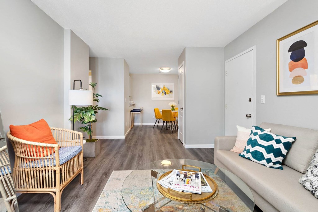 Living Room at Glen at Bogey Hills, St. Charles