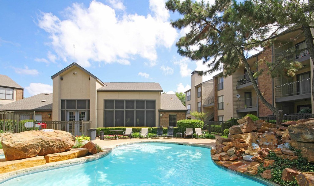 Apartments with Pool View at The Glen at Highpoint, Dallas, 75243