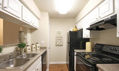9050 Markville Drive 1-2 Beds Apartment for Rent - Photo Gallery 4