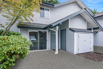 Entrance surrounded by greenery Entrance surrounded by greenery at Glen at North Creek, Washington, 98208 - Photo Gallery 2