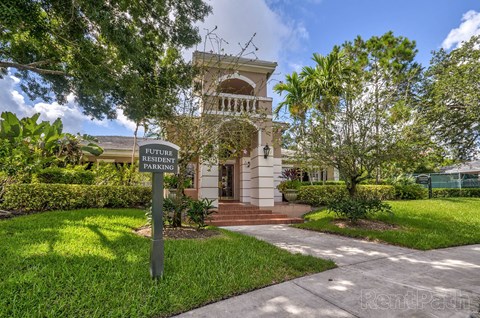 Clubhouse Exterior at Heritage Cove, Stuart