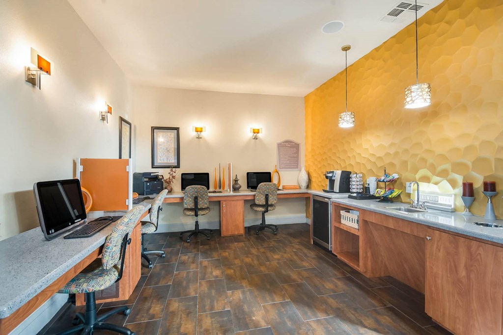 Business Center at Kingwood Glen, Texas