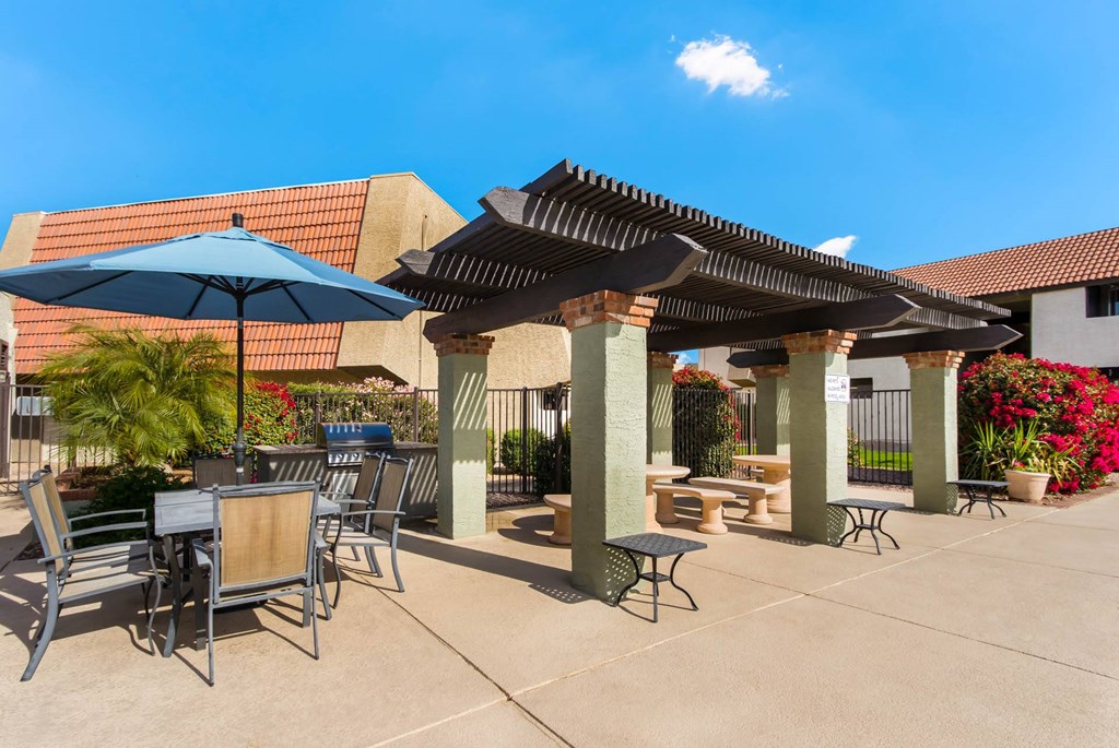 Poolside Lounge Area at Murietta at ASU, Tempe, AZ
