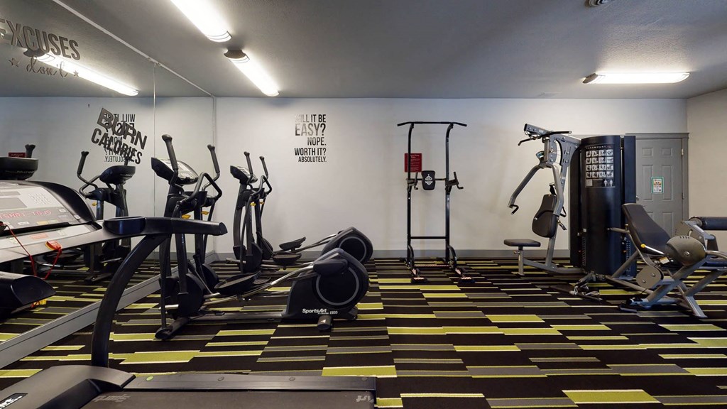gym center at North Creek Apartments, Everett, WA, 98208