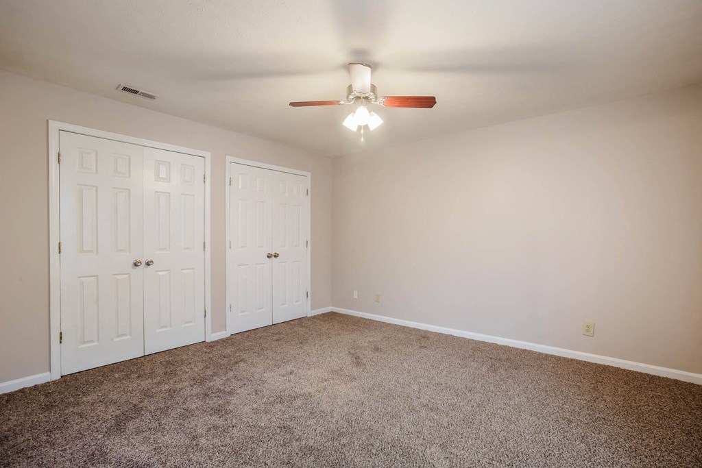 Bedroom at Park Place Apartments, Louisville, Kentucky