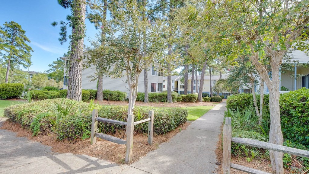 Walking Path at River Crossing Apartments, Georgia