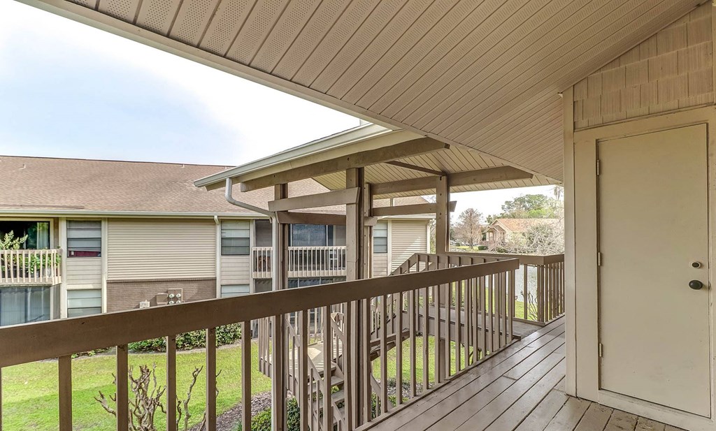 Large Private Patios and Balconies at Sanford Landing Apartments, Florida, 32771