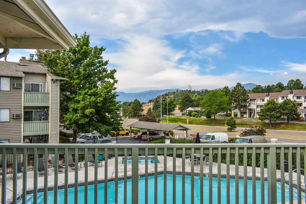 Pool Overlook at Union Heights Apartments, Colorado Springs