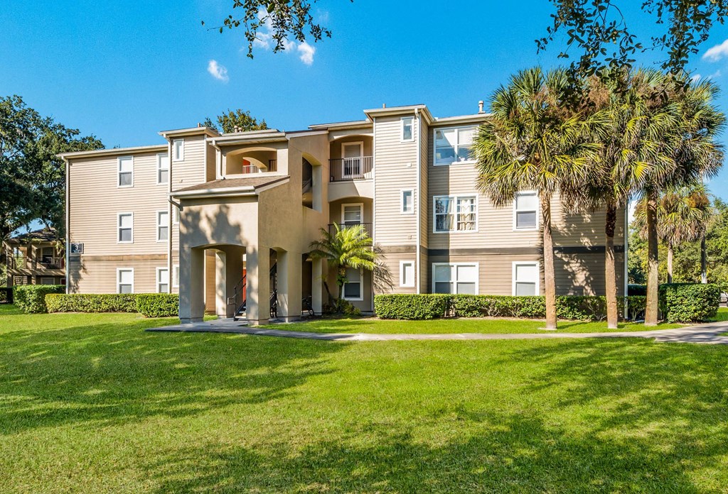 Landscaped Grounds at University Park Apartments, Orlando, Florida