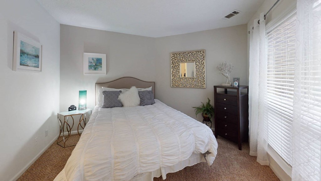Bedroom at University Ridge Apartments, North Carolina, 27707