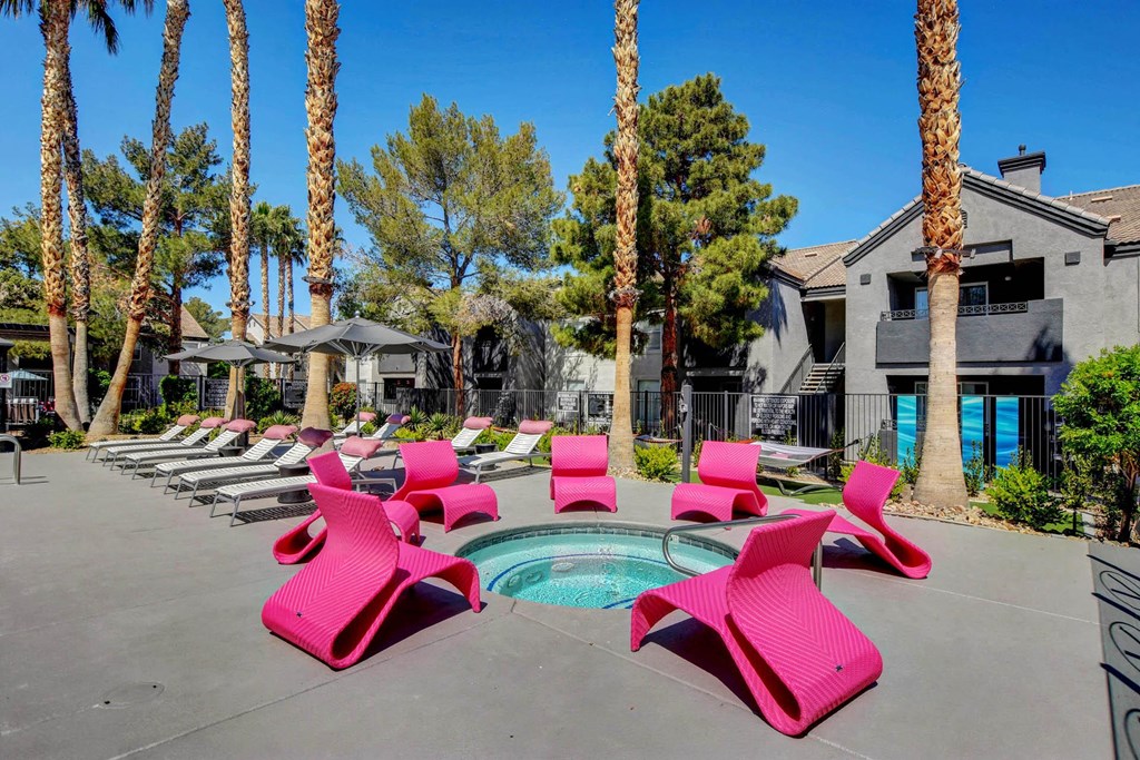 Outdoor Jacuzzi at Villa Serena, Henderson, 89014