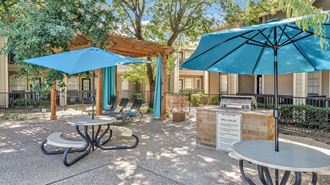 BBQ and Picnic Area at The Willows on Rosemeade, Dallas, TX 75287