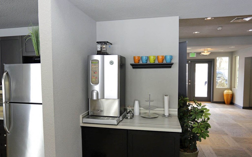 Coffee Bar in Clubhouse at Woodland Hills Apartments, Colorado, 80918