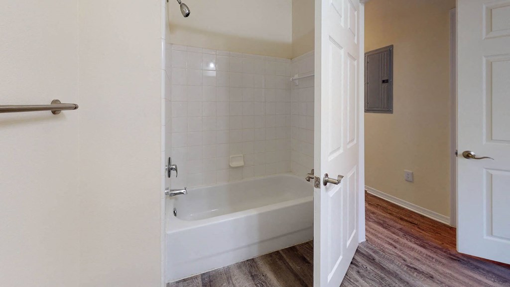 The Arbor Walk Apartments